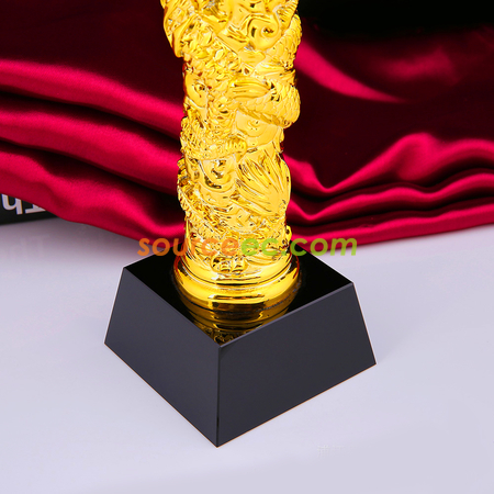 礼品订购幸运一条龙树脂水晶奖座广告