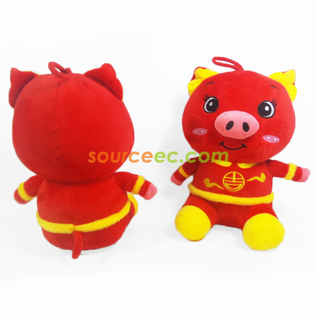 礼品订购吉祥猪毛绒玩具广告