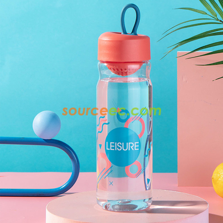 礼品订购600ML Tritan便携运动水壶广告