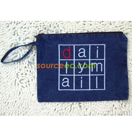 礼品订购牛仔布手拿包广告
