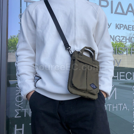 礼品订购多用斜挎袋广告