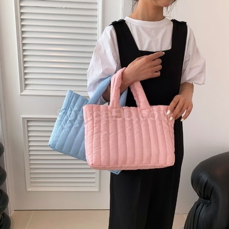 礼品订购棉服包广告