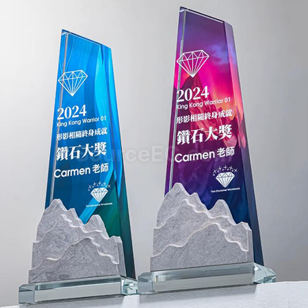 礼品订购大理水晶奖座广告