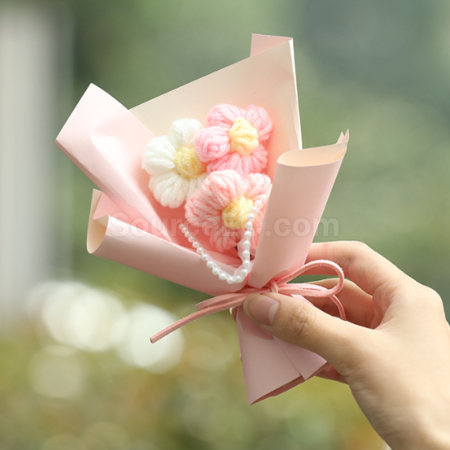 礼品订购毕业季伴手礼针织花束广告