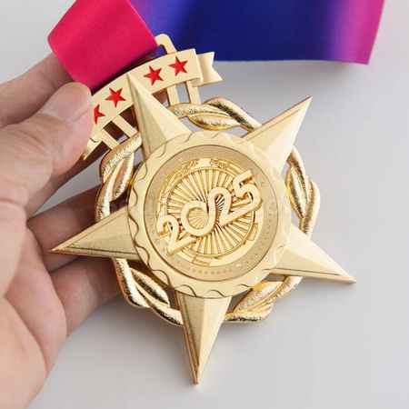 礼品订购2025金属奖牌广告