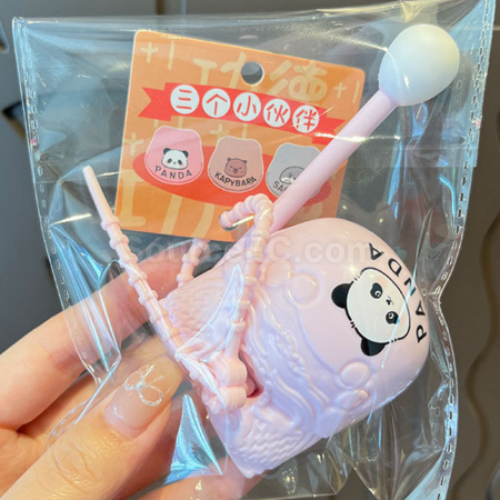 礼品订购解压卡通木鱼挂件广告