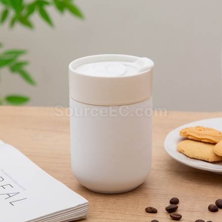 礼品订购旅行硅胶带盖陶瓷杯广告