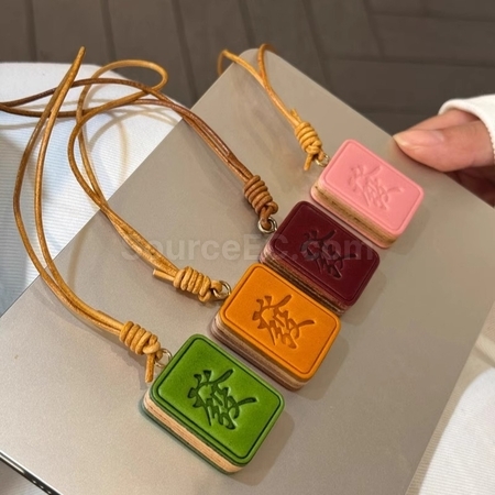 礼品订购皮革麻将挂件钥匙扣广告