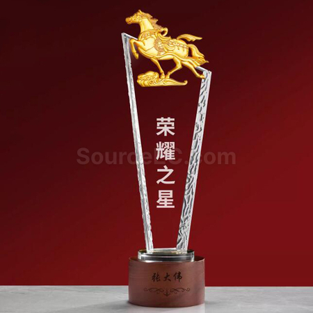 礼品订购马年水晶奖座广告