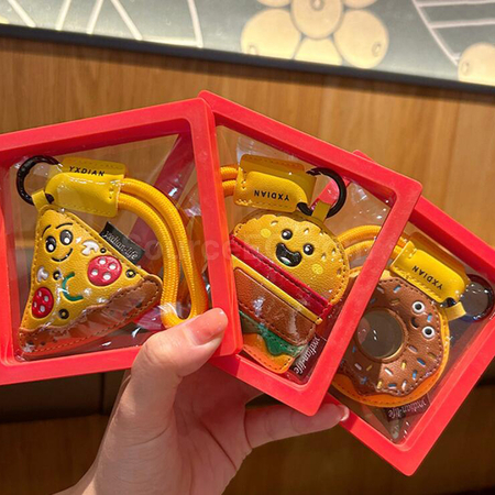 礼品订购甜甜圈钥匙扣广告