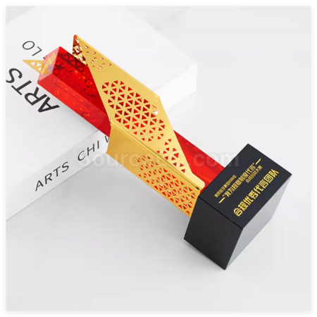 礼品订购镂空不规则金属奖杯广告