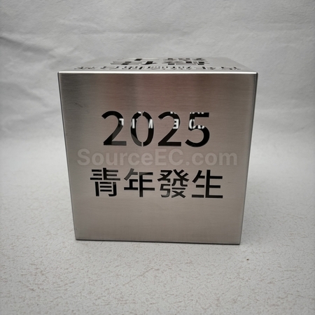 奖盃, 奖座, 奖牌, 金属奖杯, 比赛奖牌, 纪念牌, 纪念币, 木盾牌, 银碟, 锦旗, 桌旗, 旗帜, 金属襟章, 定制胸章, 制作名牌, 马口铁牌, 比赛奖品, 徽章, 礼品, 广告赠品, 纪念品, 礼品公司, 定制礼品, 商务礼品, 宣传礼品, 环保礼品, 文具, 自订纪念品, 礼物, 礼物包装