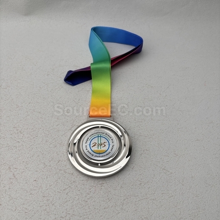 奖盃, 奖座, 奖牌, 金属奖杯, 比赛奖牌, 纪念牌, 纪念币, 木盾牌, 银碟, 锦旗, 桌旗, 旗帜, 金属襟章, 定制胸章, 制作名牌, 马口铁牌, 比赛奖品, 徽章, 礼品, 广告赠品, 纪念品, 礼品公司, 定制礼品, 商务礼品, 宣传礼品, 环保礼品, 文具, 自订纪念品, 礼物, 礼物包装