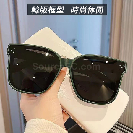 礼品订购外挂式墨镜广告