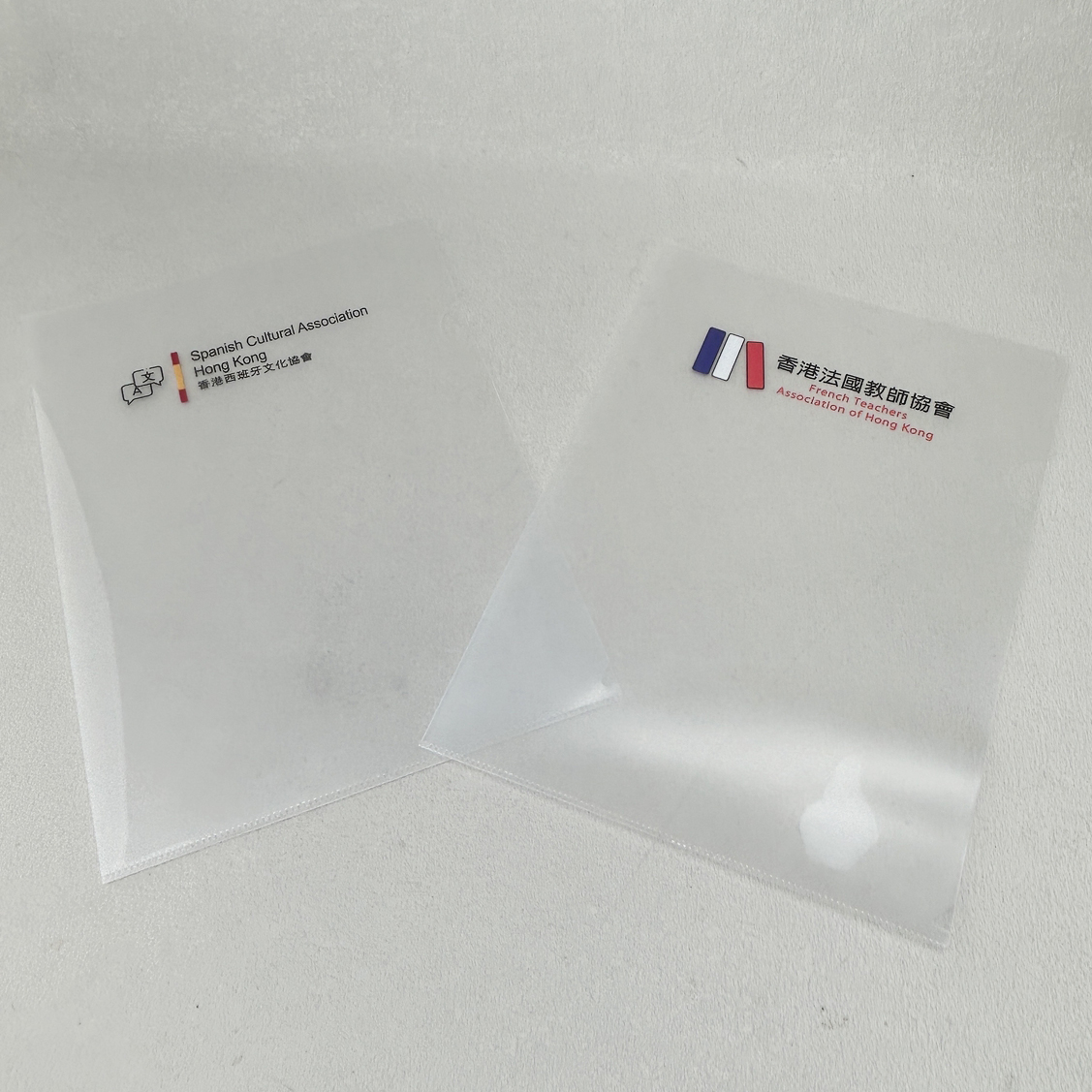 活页夹, 文件袋, 文件夹, 资料袋, 文具夹, 文具袋, A4活页夹, A5文件袋, 燕尾夹, 文书夹, 文书袋, 公文包, 长尾夹, L夹, 文件套, 拉链袋, 网格袋, 证件套, 证件袋, 礼品, 广告赠品, 纪念品, 礼品公司, 定制礼品, 商务礼品, 宣传礼品, 广告赠品, 环保礼品, 文具, 自订纪念品, 礼物, 礼物包装